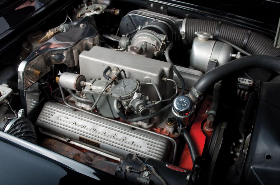  Chevrolet Corvette Fuel-Injected Roadster 1962 года  (фото 6 из 7)